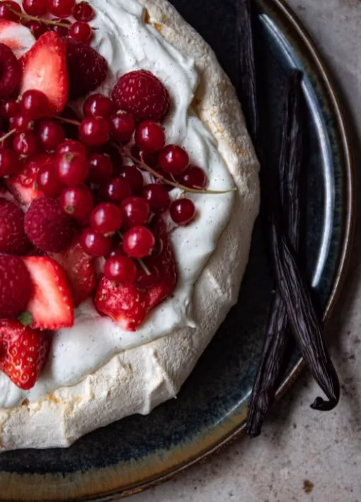 pavlova garniture