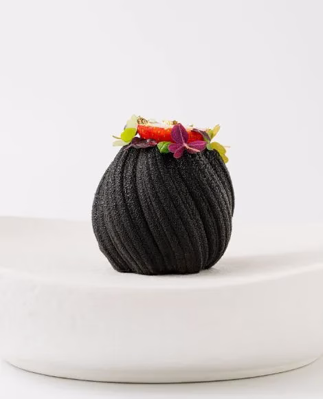 Petit gâteau vanille fraise par Eunjung Cho (Honeybee Seoul)